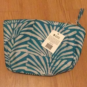 🔥3for$20 NWT Queen Alaffia Handmade Makeup Bag
